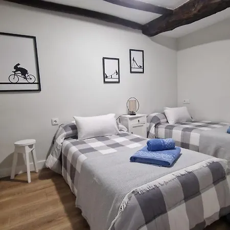 Semesterbostad Casa Da Penela Nogueira De Ramuin